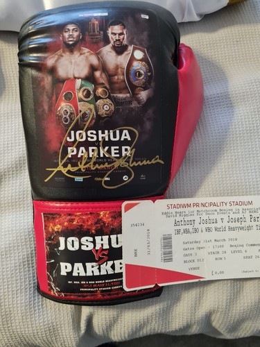 Anthony joshua signed - signed, gold