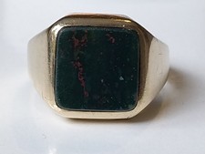 Vintage Gents 9ct Gold Heavy Bloodstone Signet Ring 1972 Size V - 7.50 grams