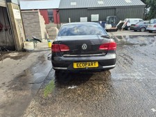 VOLKSWAGEN PASSAT SE