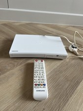 Samsung BD-J5500E 3D Compact