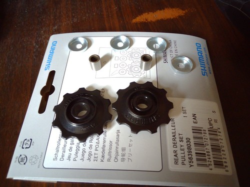 Shimano replacement jockey - shimano,