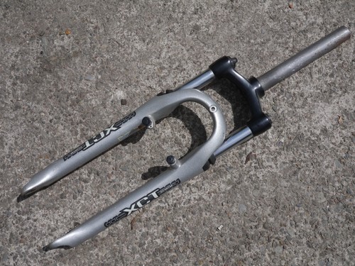 Suntour xct front - 26",
