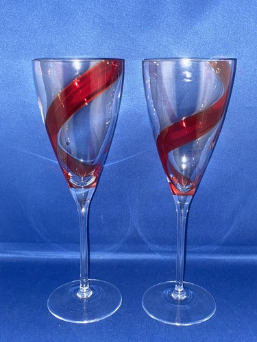 Stunning large red ribbon - large,