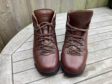 Pair Berghaus Brown Leather Walking Hiking Boots UK 7 EU40 Excellent Used Twice