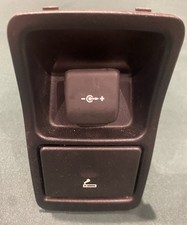 Freelander 1 Centre Console 12v Cigarette Lighter & Ashtray - Rear