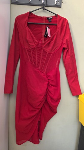 Prettylittlething shape red - shape,
