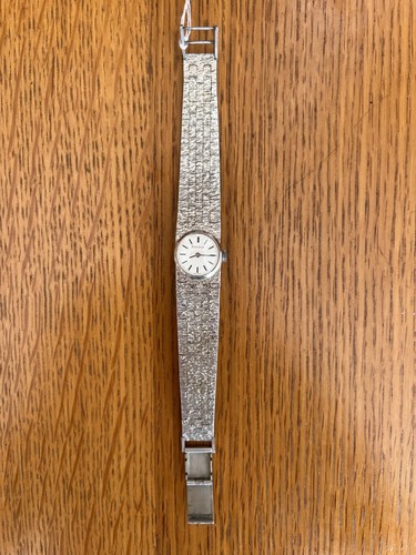 Vintage bulova silver - bulova, tone