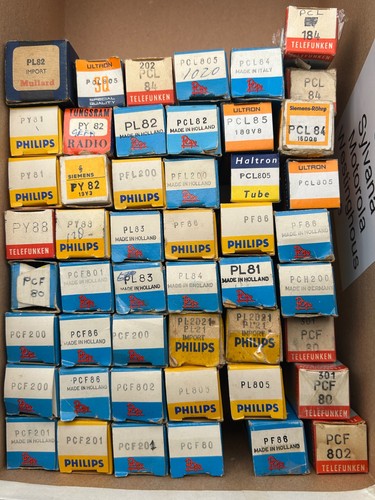 Lot vintage tv radio - of,