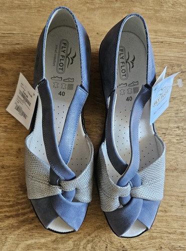 Bnwt ladies blue silver - blue, /
