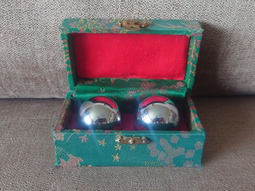 Chinese health chime - chime, balls