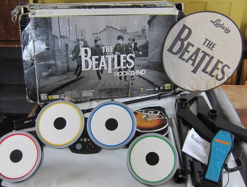 Beatles rock band box - rock,