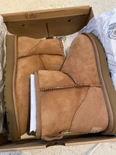 Ugg Mini Chestnut Size 6.5