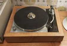 Stunning Thorens TD 150 MK 1 with SME 3009 S2 tonearm in custom Oak Plinth
