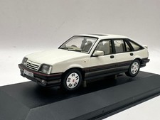 Vanguards Vauxhall Cavalier SRi Mk2 Polar White VA09800 Limited Edition 1:43 MIB