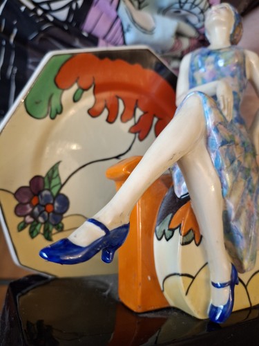 Tea with clarice cliff ceramic - with,