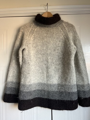 Hand knitting association - hand, of