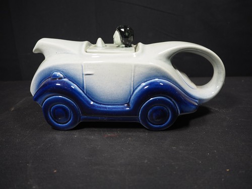 Racing car teapot sadler - car,
