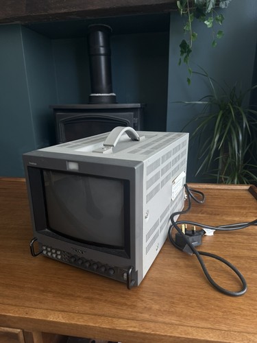Sony trinitron pvm 9042qm - sony, pvm-9042qm