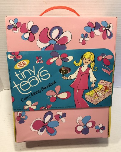 Vintage ideal tiny tears carry - tiny,