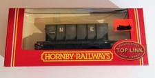 HORNBY R6017 NE 20 TON HOPPER (PROFESSIONALLY WEATHERED WITH COAL LOAD)