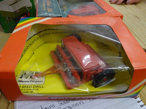 Britains 9577 massey - britains,