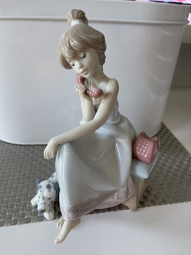 Lladro girl the phone - girl,