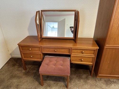 Mid century dressing - mid,