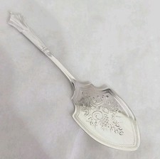 Antique sterling silver Preserve spoon. Sheffield 1902. By Thomas Turner & Co.