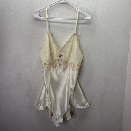 California dynasty silky - dynasty, satin