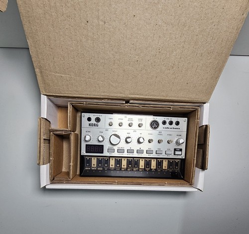 Korg volca bass - volca,