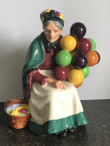 Stunning vintage royal doulton - stunning,