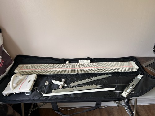 Knitmaster single bed knitting - knitmaster,