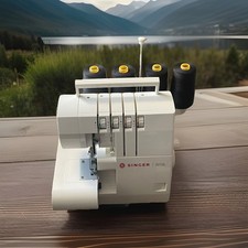 Singer S010L Overlocker Serger With Booklet, Tools & New Blade & Needles Fitted