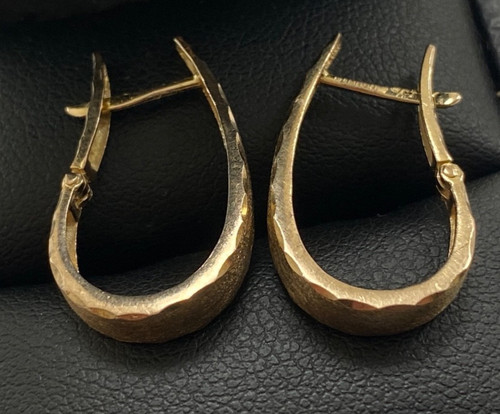 9ct gold creole type hoop - 9ct,