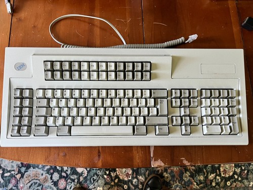 Ibm model m122 - ibm, m