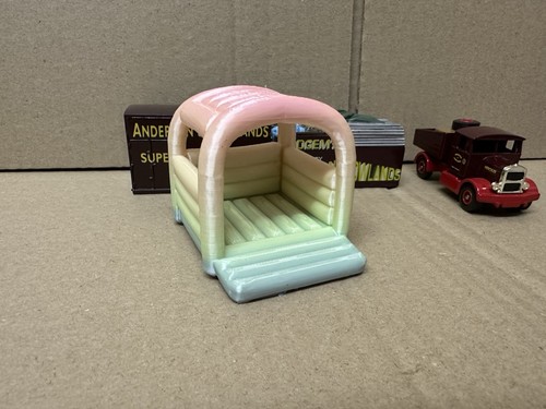 Custom made bouncy castle - custom,
