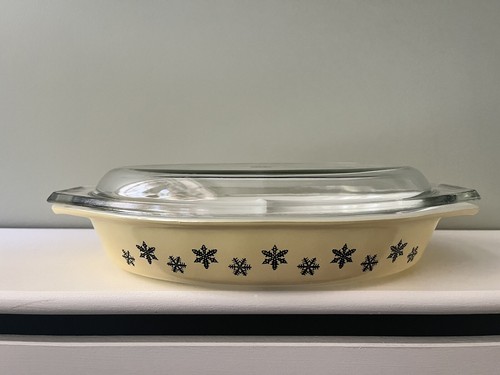 Vintage midcentury retro pyrex - vintage,