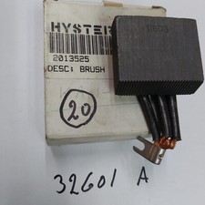 NOS  GENIUNE HYSTER Forklift Part BRUSH 2013525