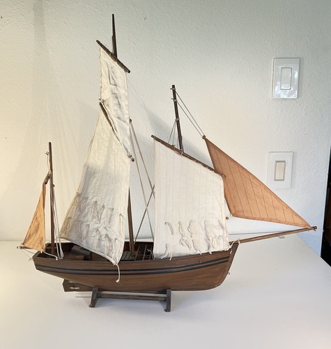 Wooden model sailing ship - model, le