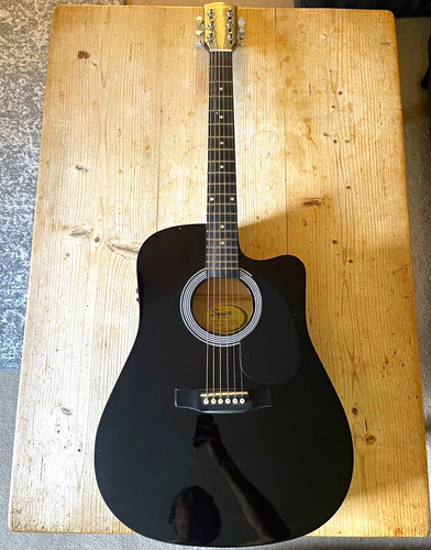 Squier acoustic guitar - acoustic,