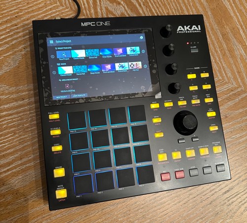 Akai professional mpc - akai, one