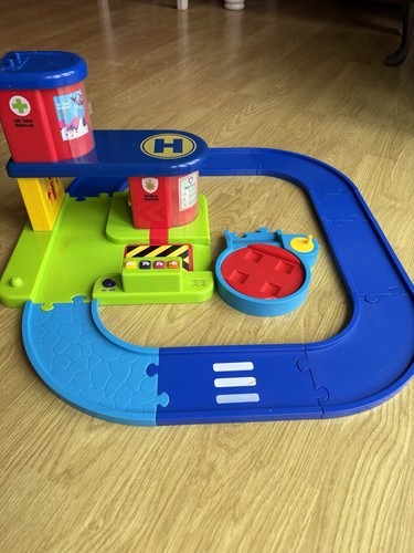 Happy land station with sounds - land,