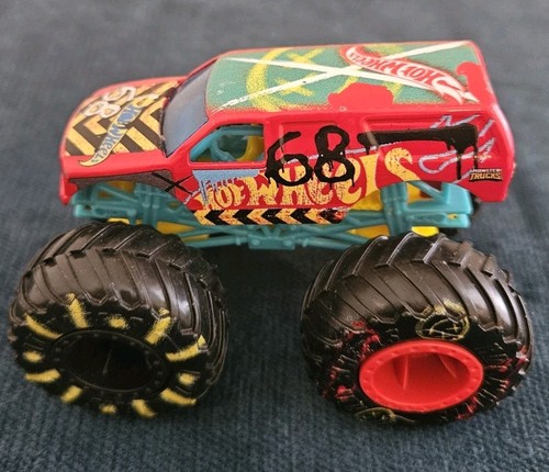 Hot wheels monster trucks - hot,