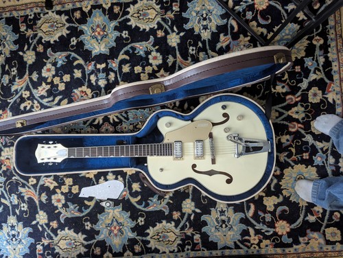 Gretsch g5410t tri - gretsch,