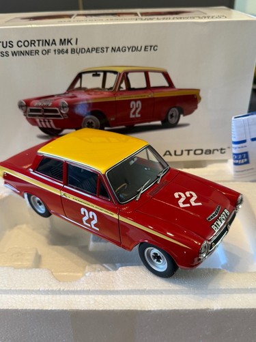 Autoart lotus cortina mk1 - 1/18,