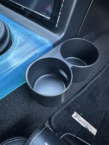 Dual cup holder for mx5 - cup,