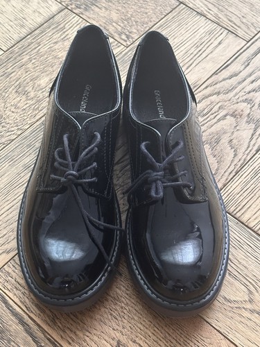 Graceland black patent lace - patent,