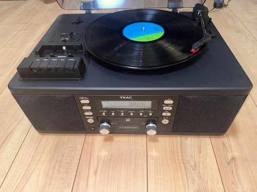 Teac r550usb cd - lp-r550usb-b, turntable