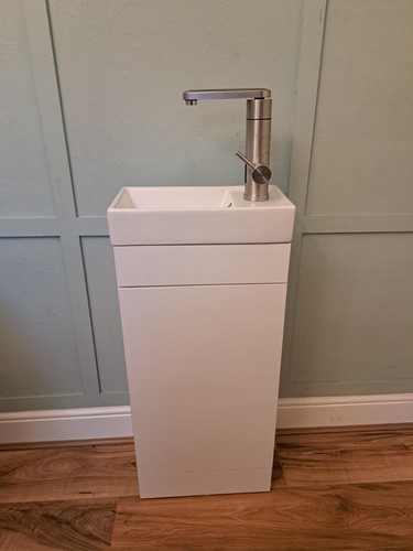 Plumbing portable sink - ,