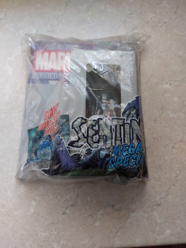 Classic marvel figurine - marvel,